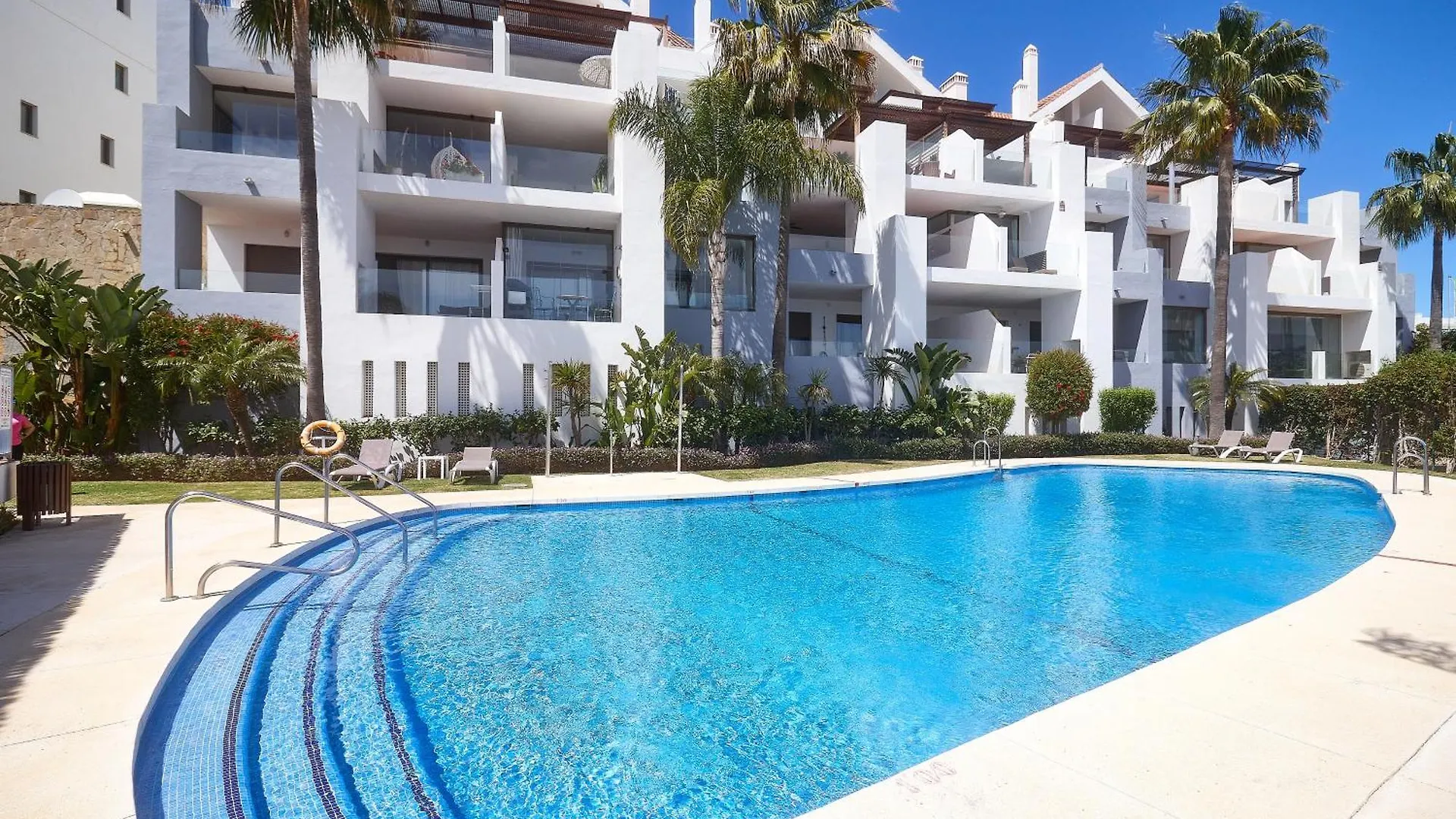 Apartment Lujoso Apartamento Con Vistas La Cala De Mijas Spain