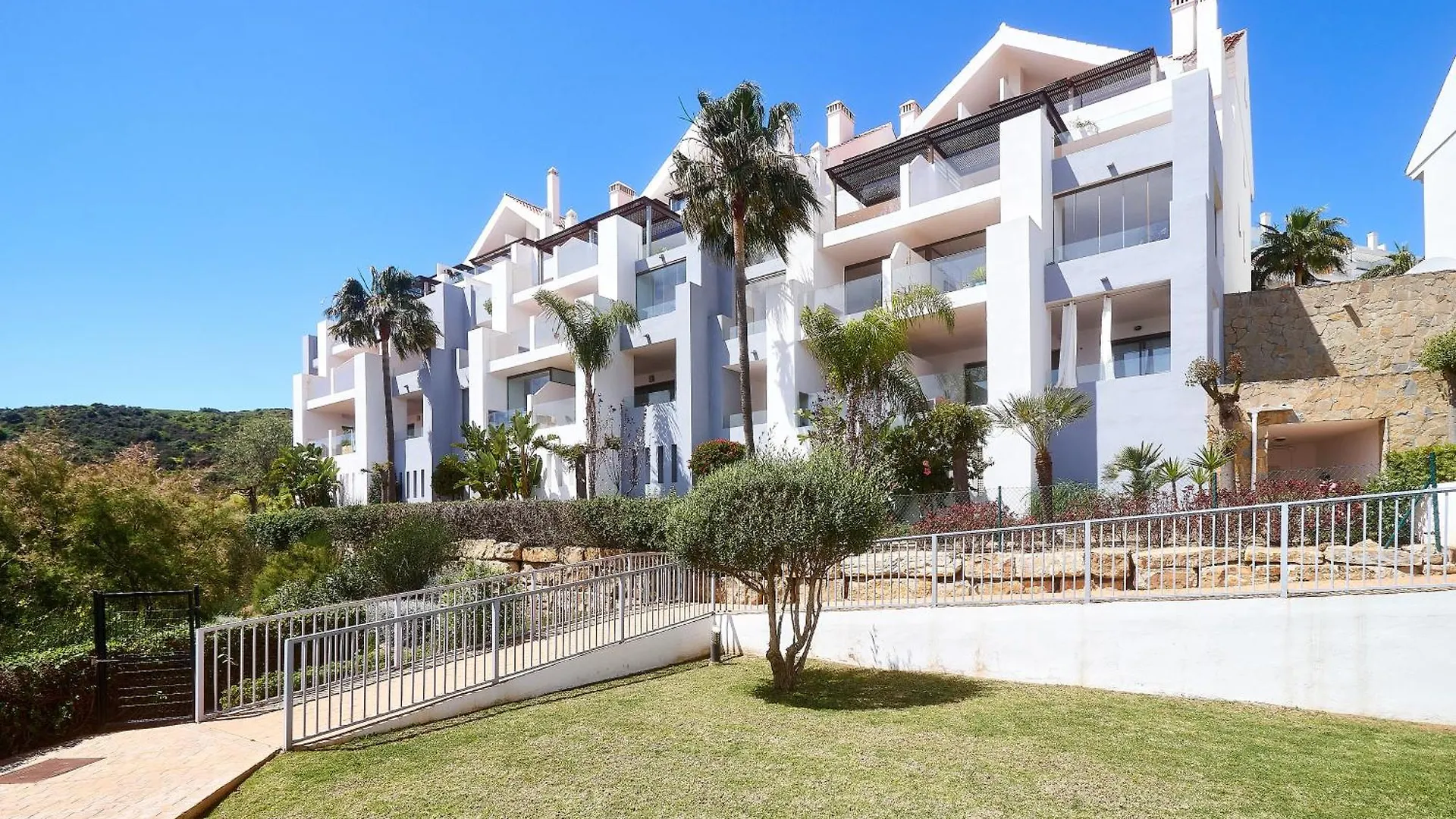 Lujoso Apartamento Con Vistas La Cala De Mijas